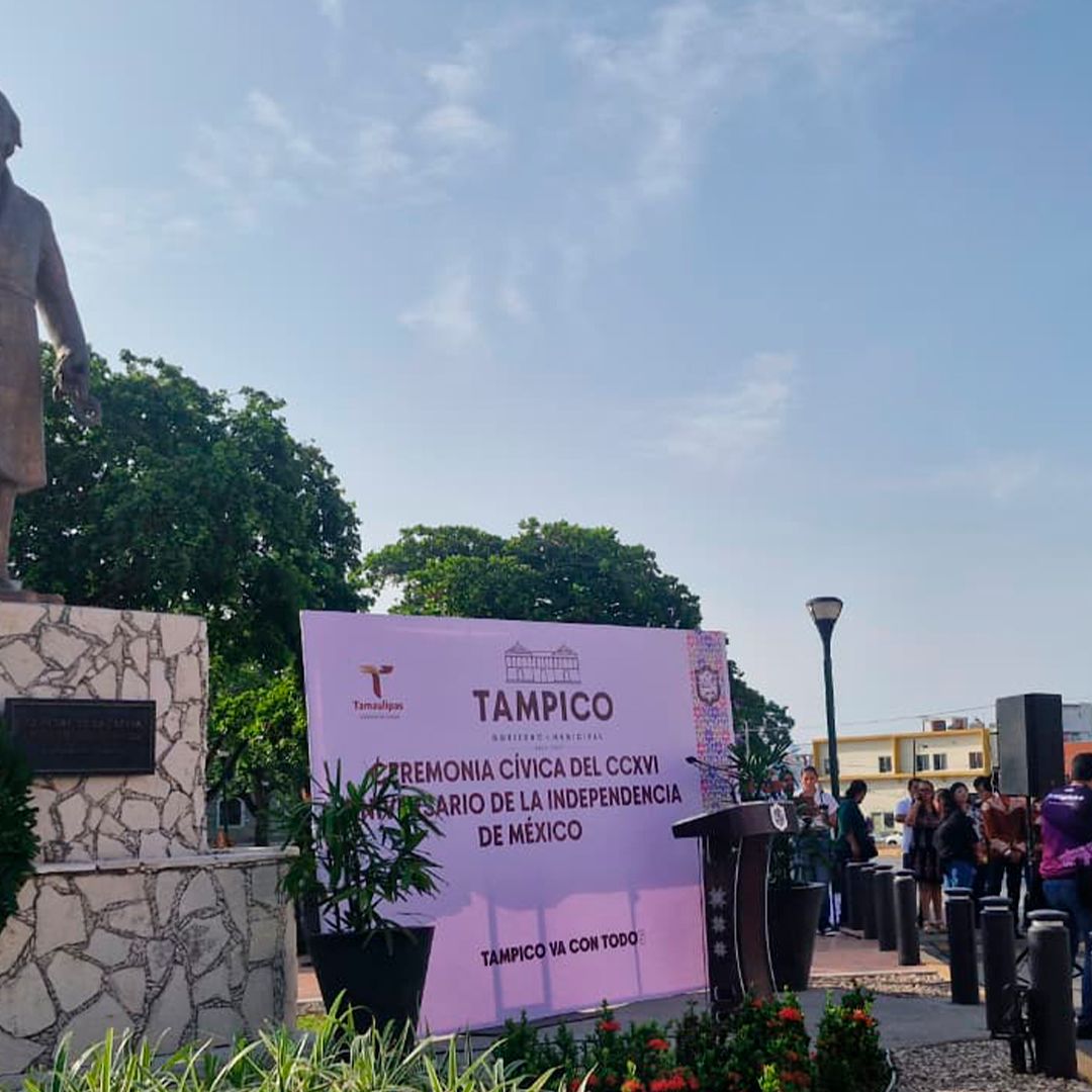 Realizan Desfile Cívico Militar por La Independencia de México en Tampico
